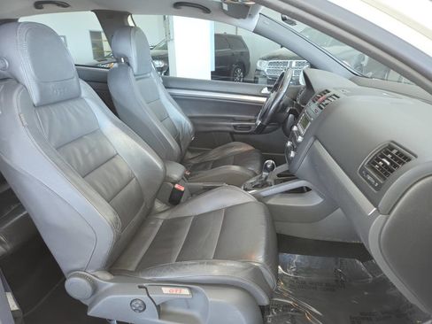 Used 2007 Volkswagen Golf 2-Door FWD image 28