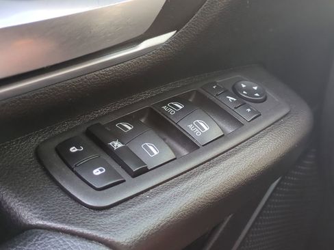 Used 2023 RAM 1500 Big Horn image 26