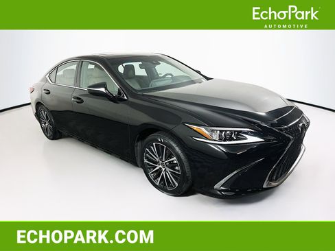 Used 2025 Lexus ES 350 w/ Premium Package image 1