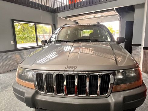 Used 2002 Jeep Grand Cherokee Laredo image 5