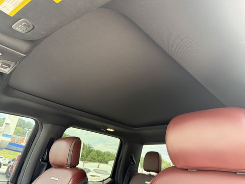 Used 2020 Ford F150 Platinum w/ Equipment Group 701A Luxury AWD/4WD image 13