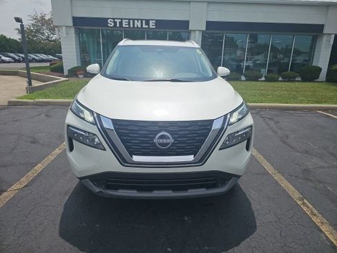 Used 2023 Nissan Rogue SV w/ SV Premium Package AWD/4WD image 2