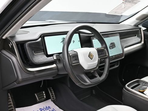 Used 2023 Rivian R1S Adventure AWD/4WD image 16