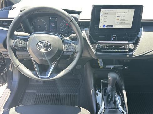Certified 2025 Toyota Corolla SE FWD image 7