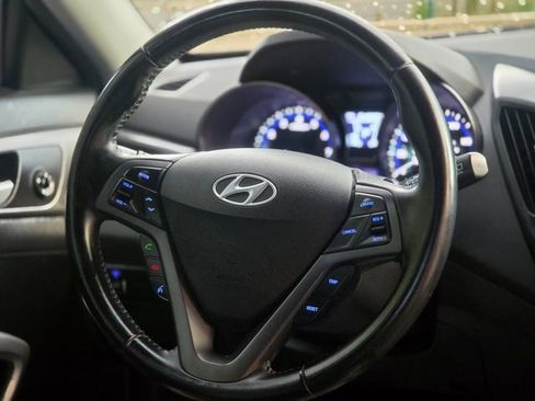 Used 2014 Hyundai Veloster Turbo FWD image 34