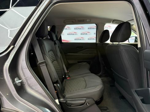 Used 2026 Nissan Pathfinder SV FWD image 48