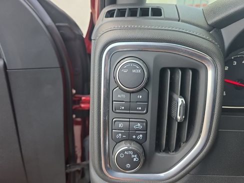 Used 2022 Chevrolet Silverado 1500 RST AWD/4WD image 16