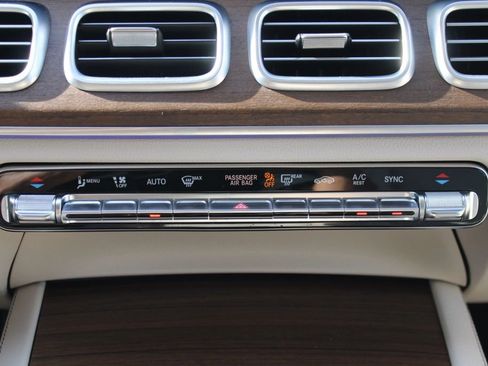 Certified 2024 Mercedes-Benz GLE 350 4MATIC image 25