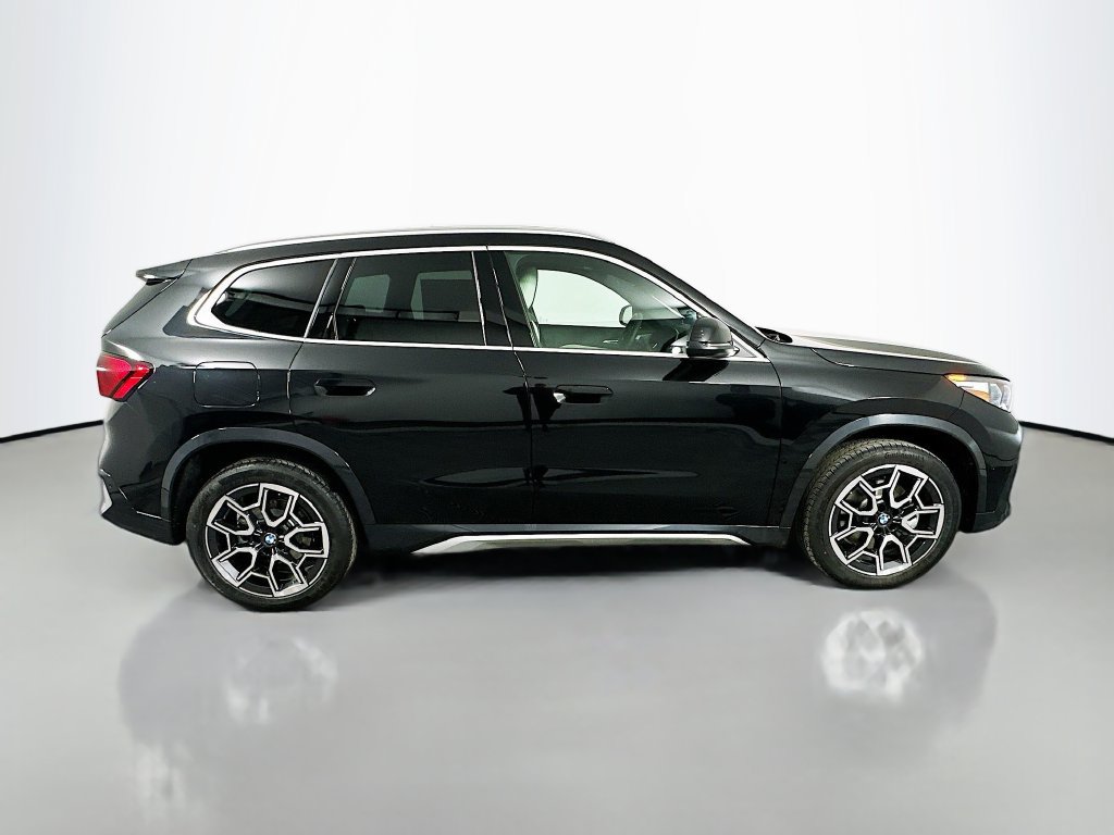 Used 2026 BMW X1 xDrive28i w/ Convenience Package AWD/4WD image 4