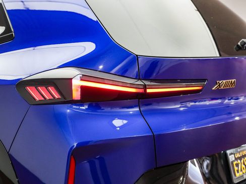 Used 2023 BMW XM AWD/4WD image 10