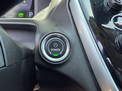 Used 2023 Chevrolet Bolt EUV LT w/ Driver Confidence Package image 21