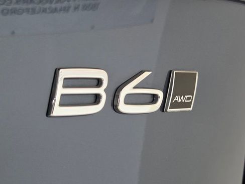 New 2026 Volvo XC90 B6 Plus w/ Protection Package Premier AWD/4WD image 11