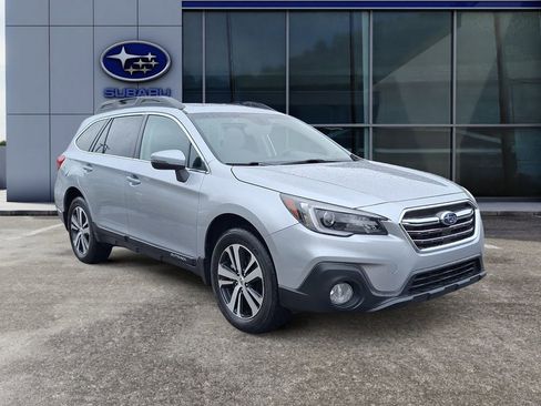 Used 2019 Subaru Outback 2.5i Limited w/ Popular Package #2 AWD/4WD image 2
