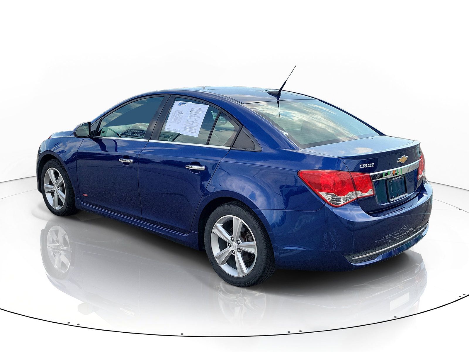 Used 2013 Chevrolet Cruze LT w/ RS Package FWD image 4