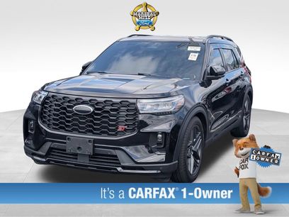 Used 2025 Ford Explorer ST