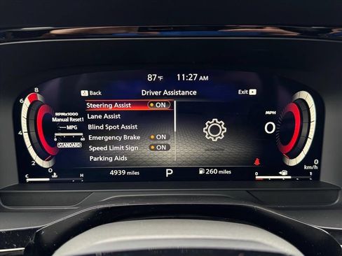 Certified 2026 Nissan Pathfinder Platinum FWD image 24