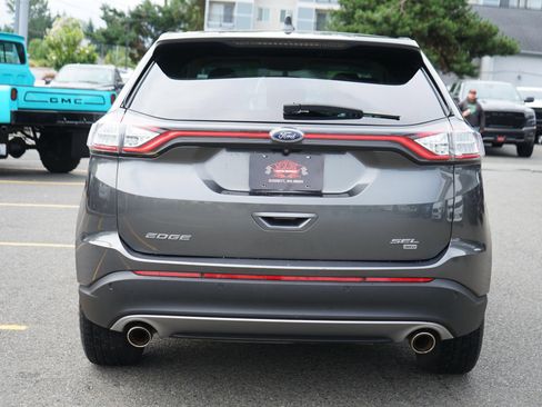 Used 2017 Ford Edge SEL w/ Equipment Group 201A AWD/4WD image 4