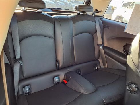 Used 2022 MINI Cooper SE image 19