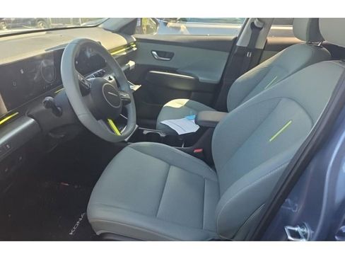 Used 2024 Hyundai Kona Limited image 5