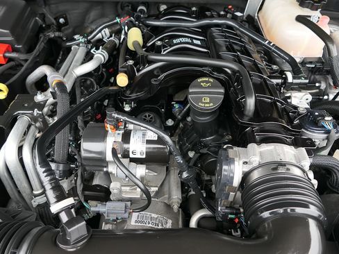 Used 2023 Jeep Wrangler Unlimited Sport AWD/4WD image 28