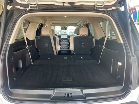 Used 2024 Ford Expedition Max Limited AWD/4WD image 13