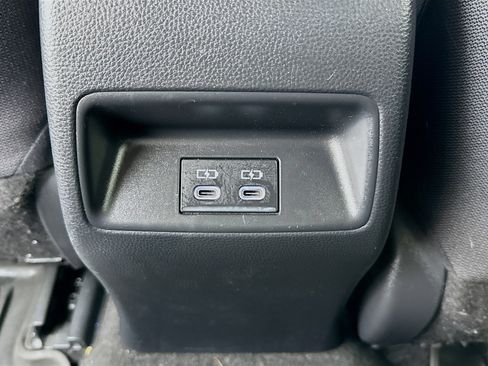 Used 2024 Toyota Corolla SE w/ SE Package FWD image 16