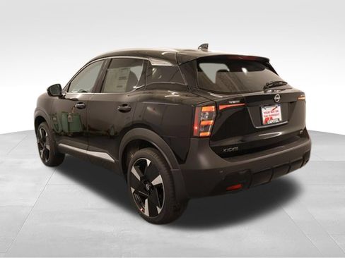 New 2026 Nissan Kicks SR w/ SR Premium Package FWD image 4