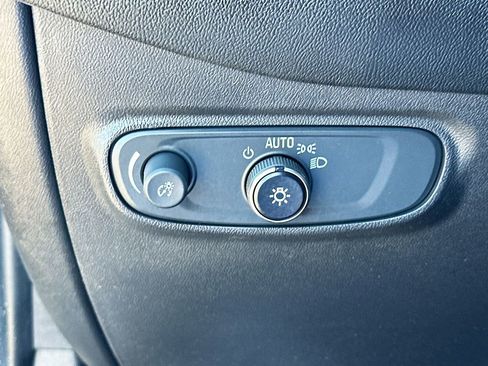 Certified 2023 Chevrolet Equinox LT image 11