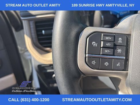 Used 2022 Ford Expedition Max Limited image 32