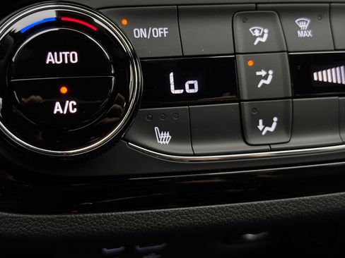 New 2026 Buick Envista Sport Touring w/ Convenience I Package FWD image 6