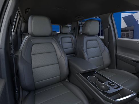 New 2026 Chevrolet Equinox LT w/ Convenience Package II image 18