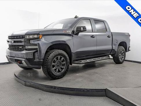 Used 2020 Chevrolet Silverado 1500 LT Trail Boss AWD/4WD image 2
