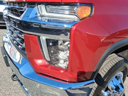 Used 2022 Chevrolet Silverado 3500 LTZ w/ LTZ Convenience Package image 8