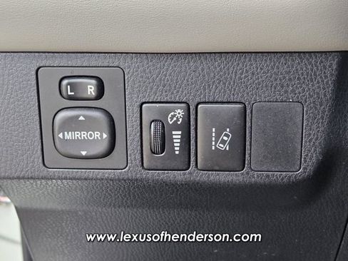 Used 2016 Toyota RAV4 Limited w/ Advanced Technology Package image 24