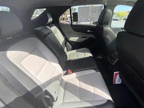 Used 2020 Chevrolet Equinox Premier image 21