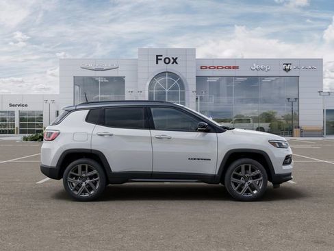 New 2026 Jeep Compass Limited image 21