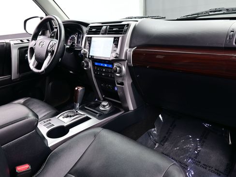 Used 2022 Toyota 4Runner Limited image 16