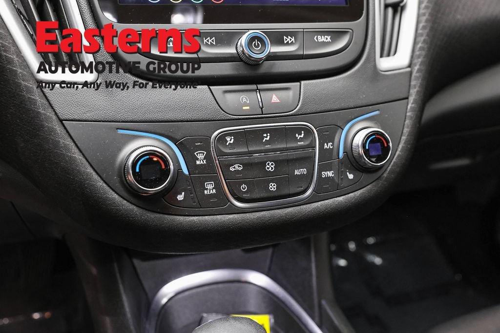 Used 2025 Chevrolet Malibu LT FWD image 22
