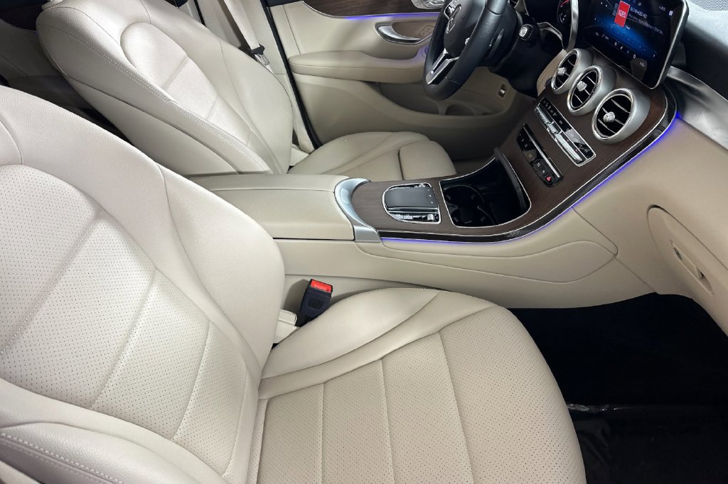 Certified 2022 Mercedes-Benz GLC 300 4MATIC image 19