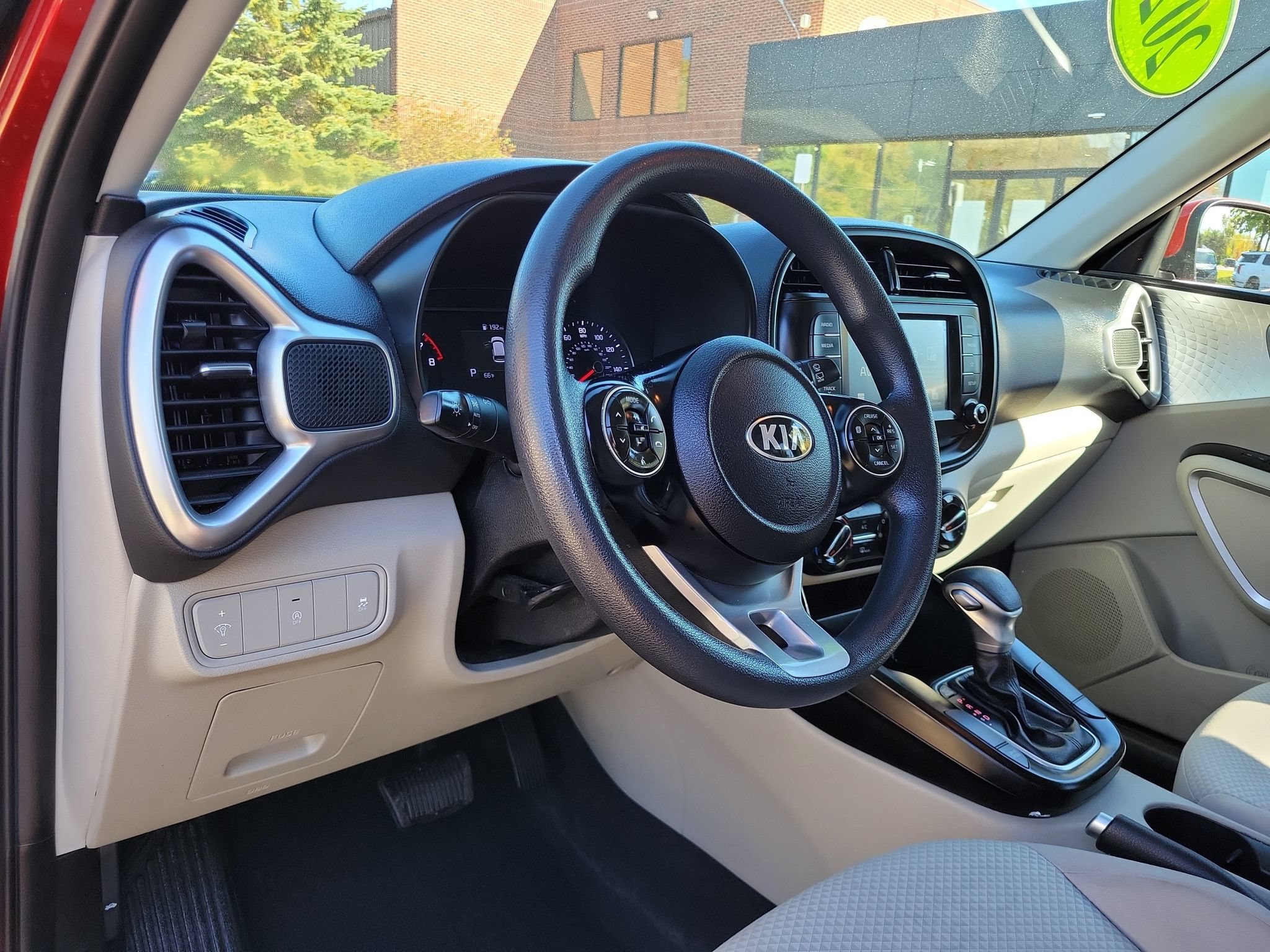 Used 2020 Kia Soul LX FWD image 6