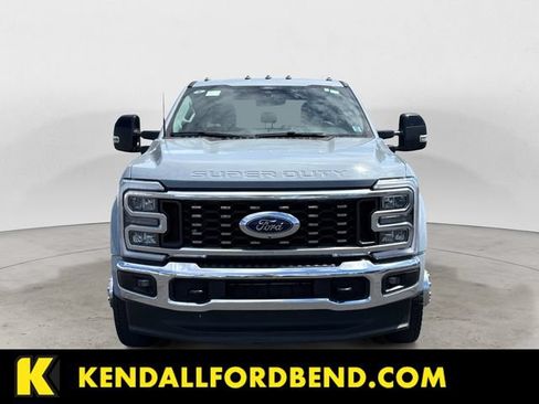 Certified 2025 Ford F450 Lariat w/ FX4 Off-Road Package AWD/4WD image 8