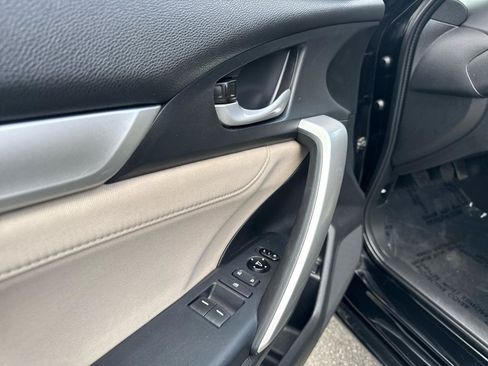 Used 2017 Honda Civic EX-T image 17