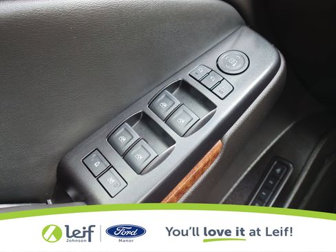 Used 2016 Chevrolet Tahoe LTZ image 16