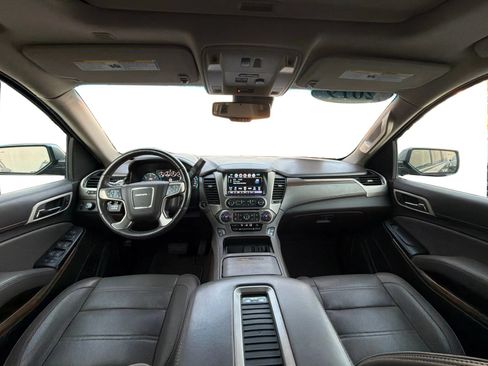 Used 2019 GMC Yukon XL Denali w/ Denali Ultimate Package AWD/4WD image 22