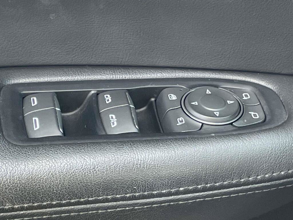 Used 2019 Cadillac XT5 Luxury AWD/4WD image 32