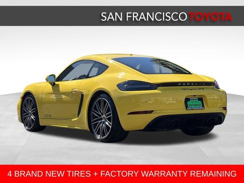 Used 2023 Porsche 718 Cayman GTS RWD image 3