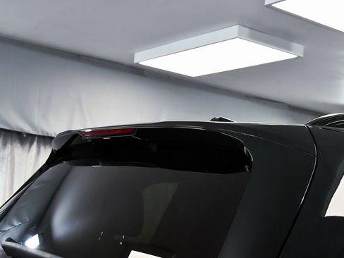 Used 2023 BMW X7 xDrive40i w/ M Sport Package image 98