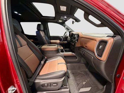 Certified 2021 Chevrolet Silverado 1500 High Country w/ Technology Package image 25