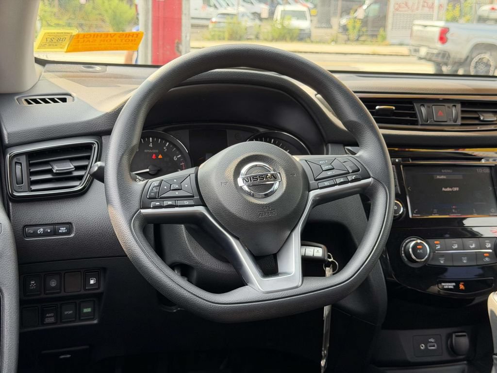 Used 2019 Nissan Rogue S AWD/4WD image 15