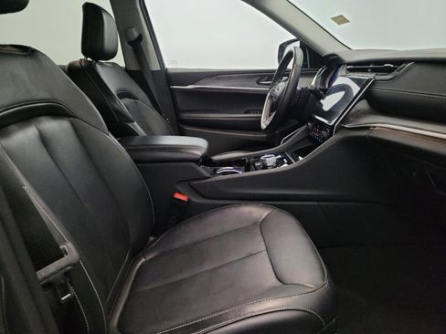 Used 2022 Jeep Grand Cherokee L Limited image 21